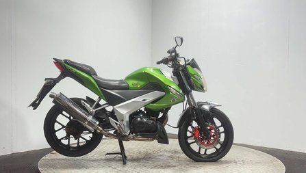 Kymco CK 2016 NON RUNNING PROJECT BIKE 125CC LEARNER SPARES OR REPAIR