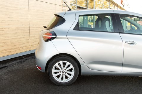 Renault Zoe ICONIC 8
