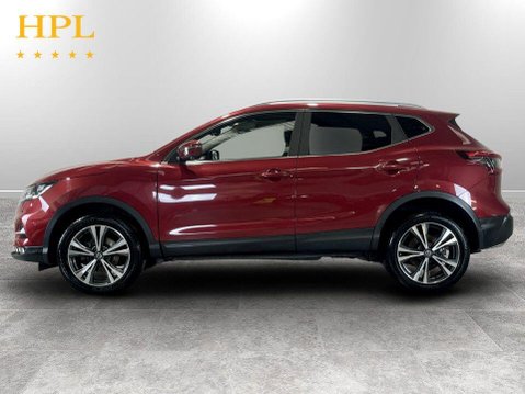Nissan Qashqai 1.6 DIG-T N-Connecta SUV 5dr Petrol Manual Euro 6 (s/s) (163 ps) 4