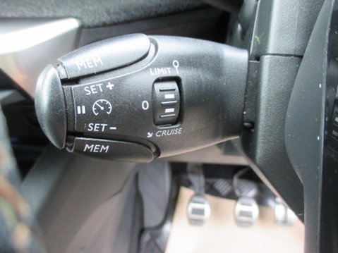 Peugeot 3008 1.2 PureTech GT Line Euro 6 (s/s) 5dr 35