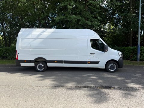 Renault Master 2.3 dCi ENERGY 35 Business Long Overhang Panel Van RWD LWB Medium Roof Euro 5