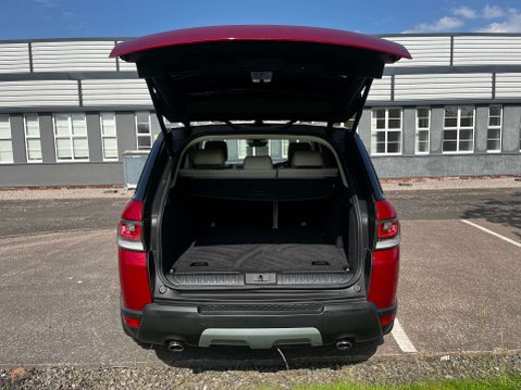 Land Rover Range Rover Sport 3.0 Range Rover Sport HSE SDV6 Auto 4WD 5dr 43