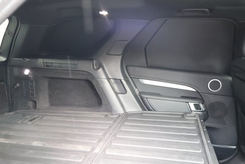 Land Rover Discovery R-DYNAMIC SE MHEV STYLED BY SEEKER 20