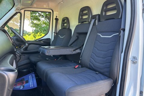 Iveco Daily 35C16 HV Business 3520 Panel Van - Sat Nav / Rear Camera 3