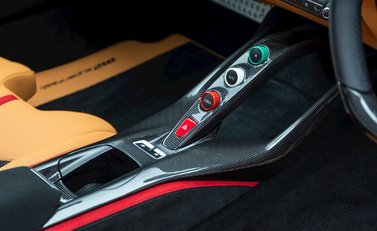 Ferrari 812 Superfast 18