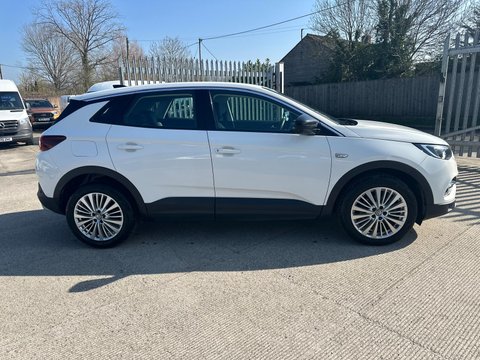 Vauxhall Grandland X BUSINESS EDITION NAV 7