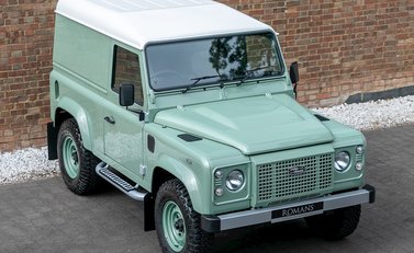 Land Rover Defender 90 Heritage Hard Top 6
