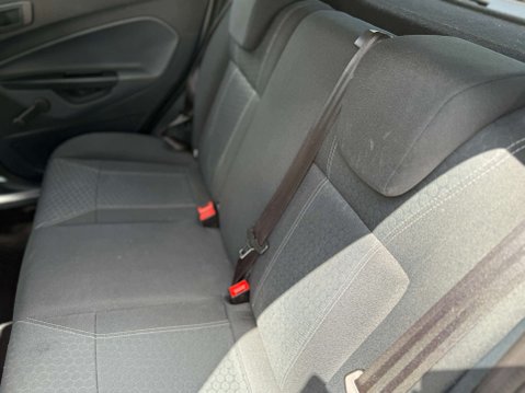 Ford Fiesta 1.4 Fiesta Titanium Auto 5dr 35