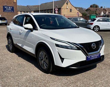 Nissan Qashqai 1.3 Qashqai Visia DiG-T MHEV 5dr 4
