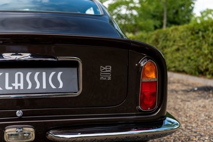 Aston Martin DB6 MKII 15