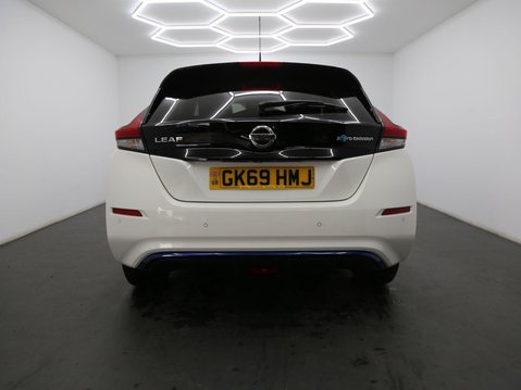 Nissan LEAF 40kWh Tekna Auto 5dr 6