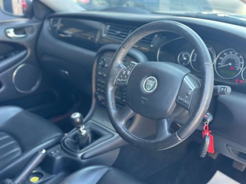 Jaguar X-Type 2.0 X-Type SE D 5dr 12