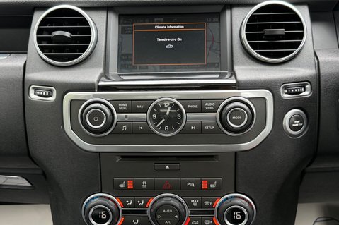 Land Rover Discovery SDV6 HSE - TWO OWNERS - 10 SERVICES - CAMBELT - TOWBAR 44