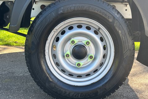 Ford Transit 350 Srw 170 ps Luton with Tail Lift - Air Con 27