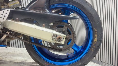 Kawasaki Ninja ZX6R 2001 J MODEL RUNNING PROJECT SPORTS BIKE 600CC 24