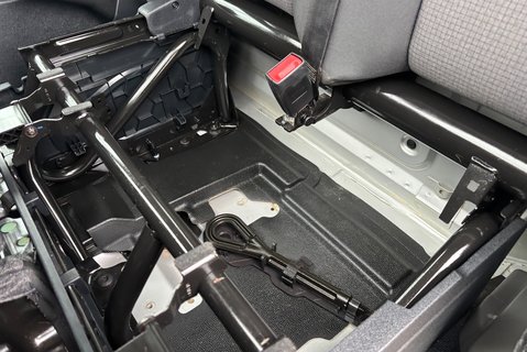 Ford Transit 350 Drw L2 130ps Single Cab Dropside - Air Con & Sat Nav 14
