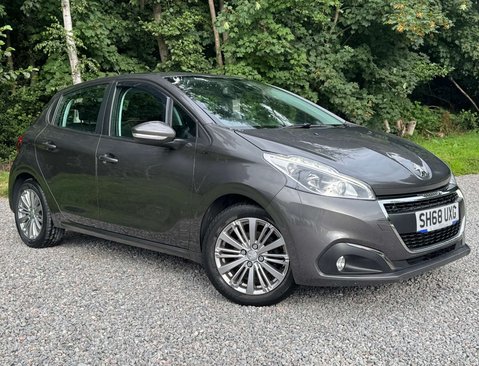 Peugeot 208 1.2 208 Signature S/S 5dr 1