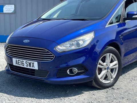 Ford S-Max 2.0 TDCi Titanium Euro 6 (s/s) 5dr 51