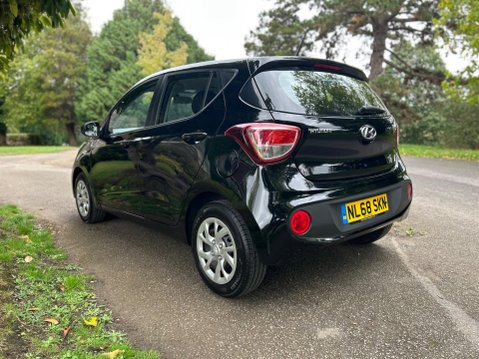 Hyundai i10 SE 21