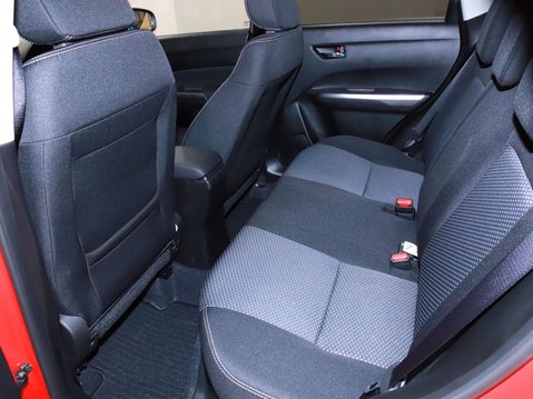 Suzuki Vitara 1.4 Boosterjet Mild Hybrid Motion 5dr 31