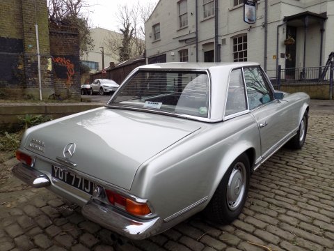 Mercedes-Benz SL Series 280 SL Pagoda (W113) 9