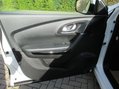 Renault Kadjar 1.3 TCe Iconic Euro 6 (s/s) 5dr 50