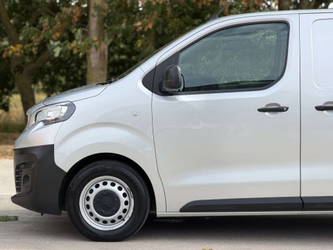 Peugeot Expert 2.0 Expert Professional Standard Blue HDi 25