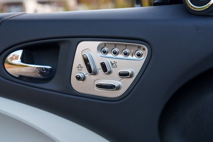 Jaguar XK R Convertible 27