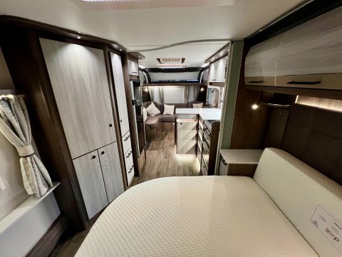 Coachman Lusso II  38