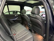 BMW X5 3.0 M50d SUV 5dr Diesel Auto xDrive Euro 6 (s/s) (400 ps) 42