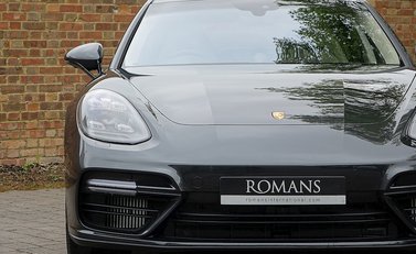 Porsche Panamera Turbo 26