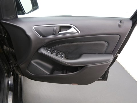 Mercedes-Benz B Class 1.6 B180 Exclusive Edition 7G-DCT Euro 6 (s/s) 5dr 20