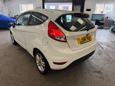 Ford Fiesta 1.5 TDCi Zetec Euro 5 3dr 4