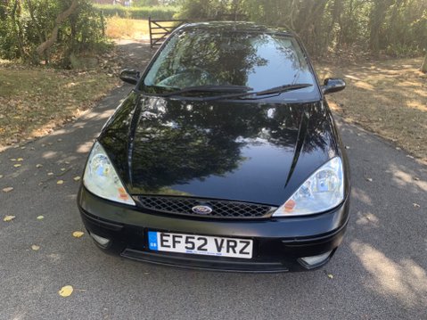 Ford Focus GHIA 13