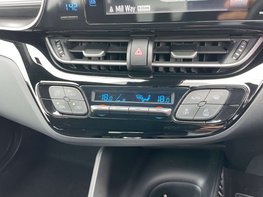 Toyota C-HR 1.8 C-HR Icon HEV CVT 5dr 40