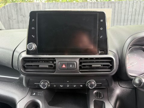 Citroen Berlingo 950 ENTERPRISE XL BLUEHDI 23