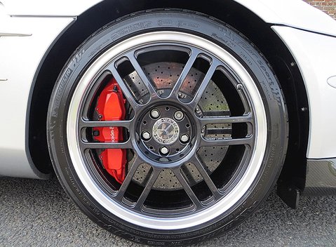 Mercedes-Benz SLR McLaren 722 12