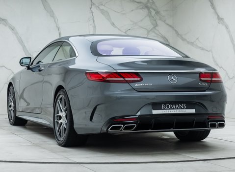 Mercedes-Benz S Class AMG S 63 Coupe 10