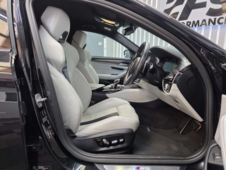 BMW M5 4.4i V8 Competition Saloon 4dr Petrol Steptronic xDrive Euro 6 (s/s) (625 p 40