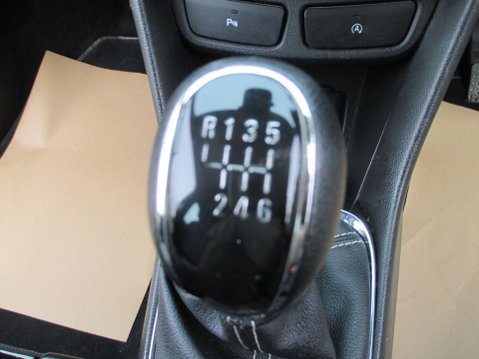 Vauxhall Mokka 1.4i Turbo Exclusiv 2WD Euro 6 (s/s) 5dr 24