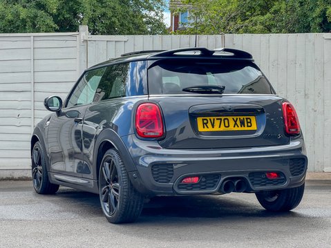 Mini Hatch 2.0 Cooper S Sport Hatchback 3dr Petrol Steptronic Euro 6 (s/s) (192 ps) 8