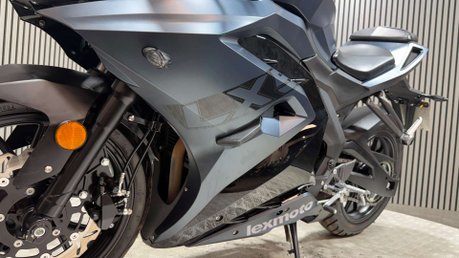 Lexmoto LXS 2025 ONLY 3K 1 OWNER SPORTS BIKE 125CC MOT 2028 17
