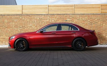 Mercedes-Benz C63 C63 S Saloon 25