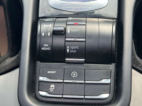 Porsche Cayenne 3.0 Cayenne V6 D Tiptronic S 4WD 5dr - NATIONAL DELIVERY* 36
