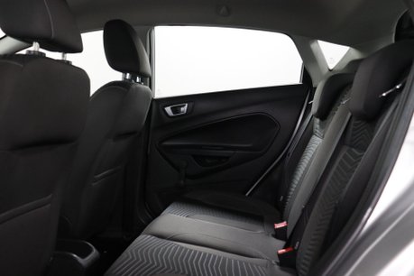 Ford Fiesta ZETEC 39