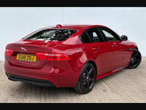 Jaguar XE 2.0 XE R-Sport D Auto 4dr 22