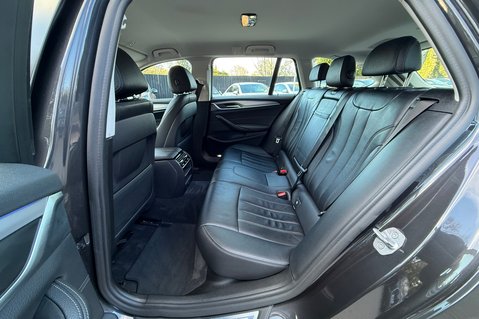 BMW 5 Series 520I SE TOURING AUTOMATIC ESTATE TOURING - HARMAN KARDON - AMBIENT LIGHTING 17