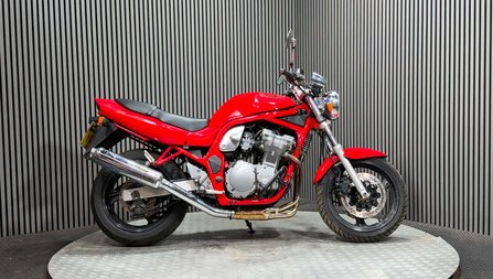 Suzuki Bandit 600 GSF 1996 MK1 RUNNING PROJECT BIKE ONLY 26K NAKED A2