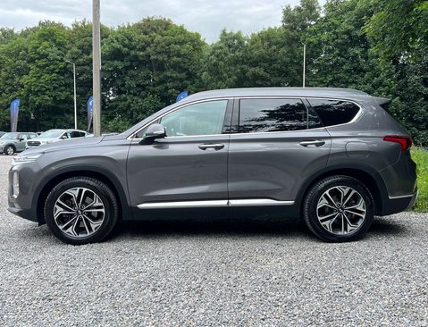 Hyundai SANTA FE 2.2 Santa Fe Premium SE CRDi Auto 4WD 5dr 10