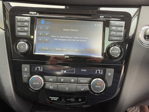 Nissan Qashqai N-CONNECTA DIG-T 23